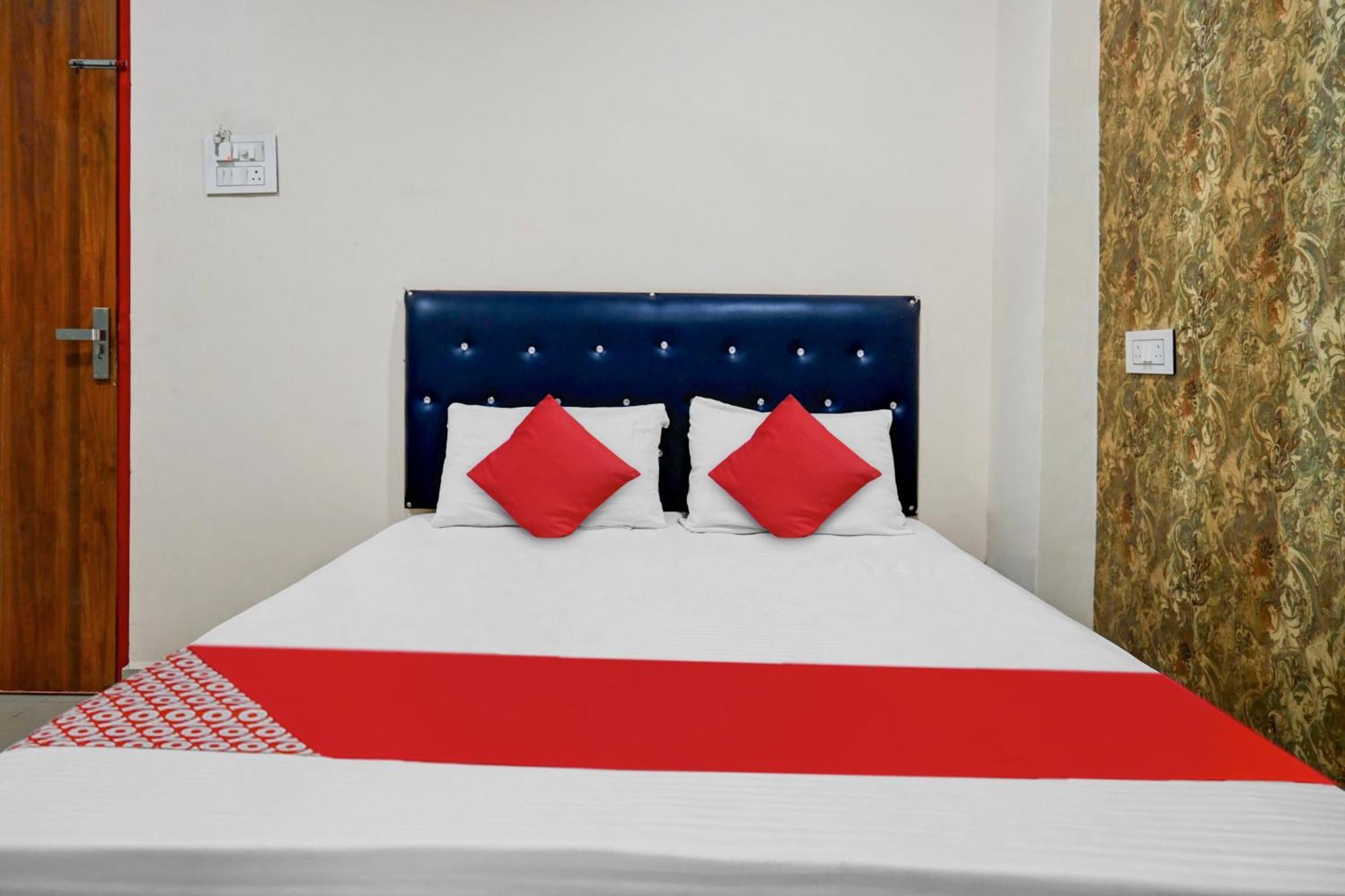 Hotel O Titanic Jamul Экстерьер фото
